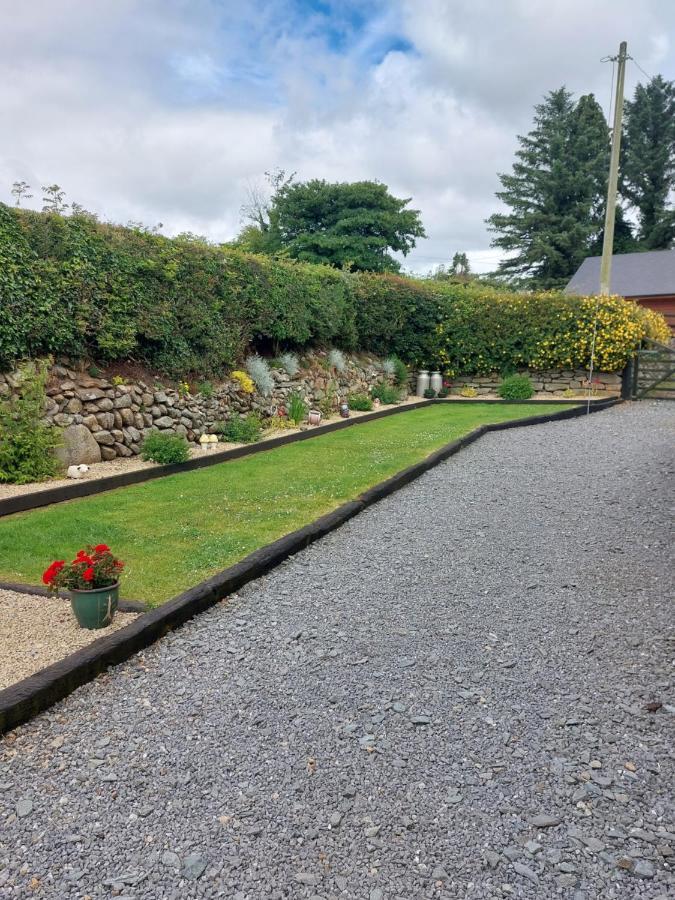 Traditional Old Style Farmhouse Coolvally Extérieur photo